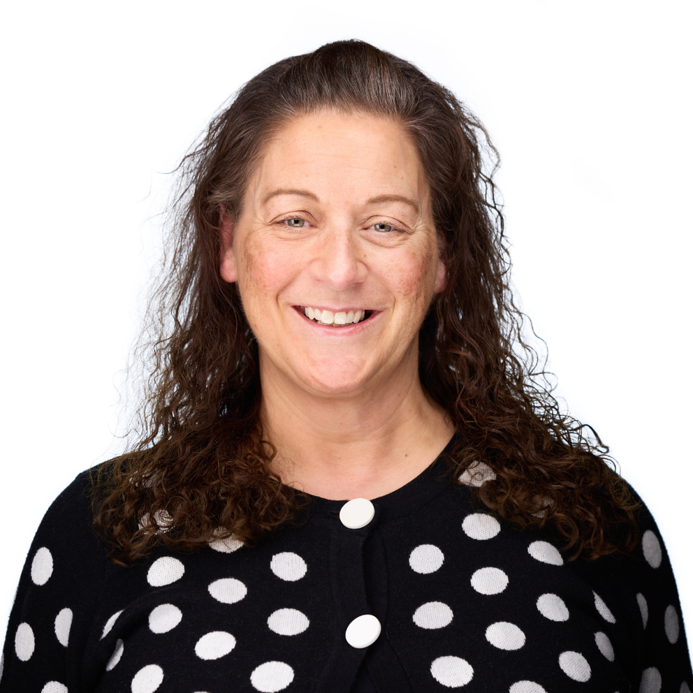 Mindy Mackin Profile